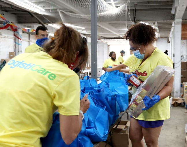 NJ First Lady in Atlantic City Food Distribution_06-26-2020_pic7